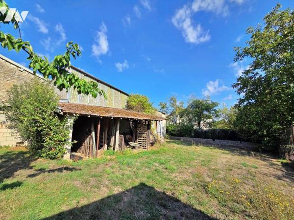 Maison de village avec exploitation agricole