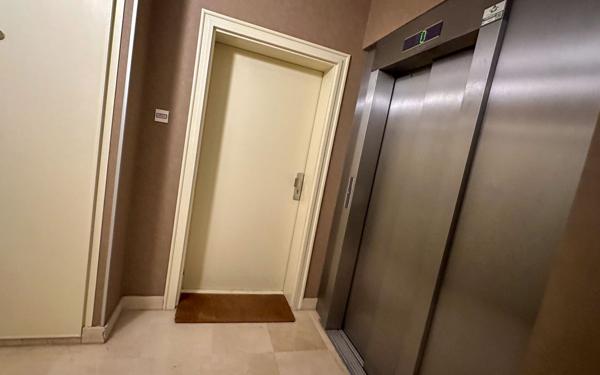 Appartement à vendre    3 pièces • 71,55 m2 Issy-les-Moulineaux