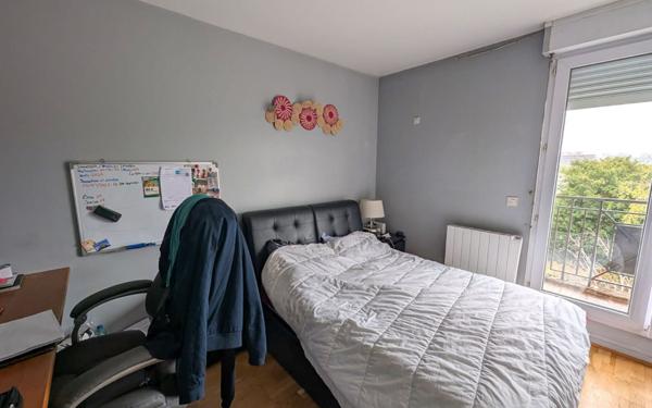 Appartement à vendre    3 pièces • 71,55 m2 Issy-les-Moulineaux