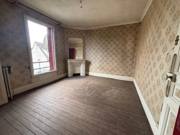 Maison à LES PAVILLONS SOUS BOIS (93320)