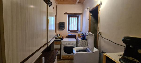 Maison Clisson 6 P . 130 M² . T 718 M² . 4 Chs . 1 Bureau . Garage double . Dépendances