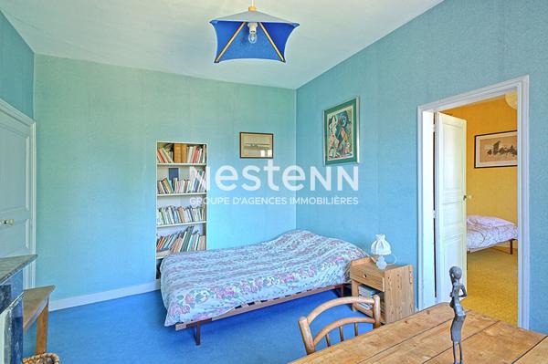 Maison de maître à vendre Vihiers centre ! 7 chambres ! 300 m² ! Jardin sans vis-à-vis, clos et dépendances - D6031