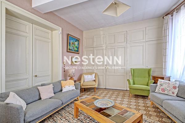 Maison de maître à vendre Vihiers centre ! 7 chambres ! 300 m² ! Jardin sans vis-à-vis, clos et dépendances - D6031