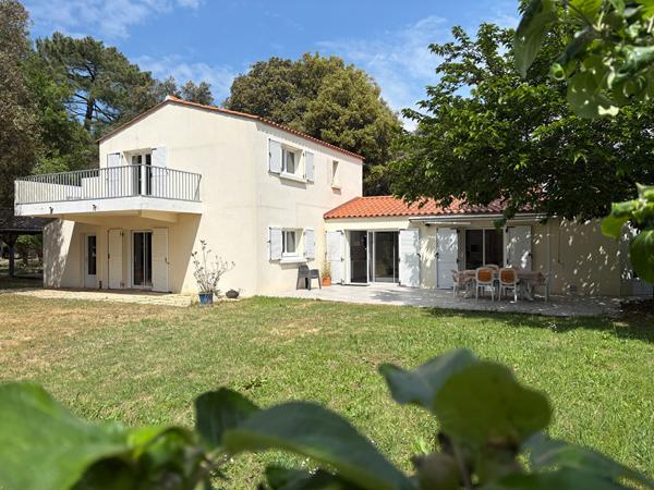 Maison St Hilaire De Riez 5 chambres sur 1 927 m2 de terrain