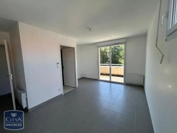 Appartement à louer 2 pièces 36.03m² Saint-Gaudens (31800)