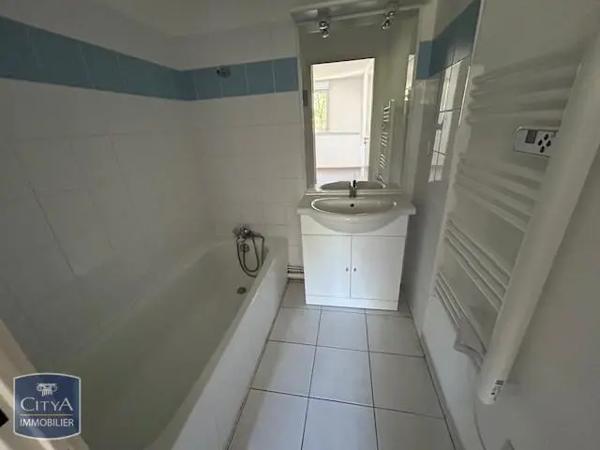 Appartement à louer 2 pièces 36.03m² Saint-Gaudens (31800)