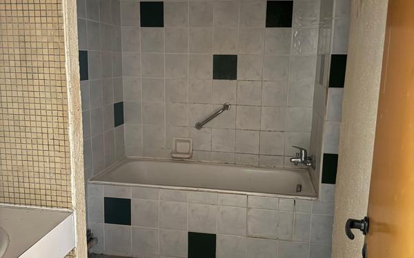 Appartement à vendre    5 pièces •  Pointe-à-Pitre