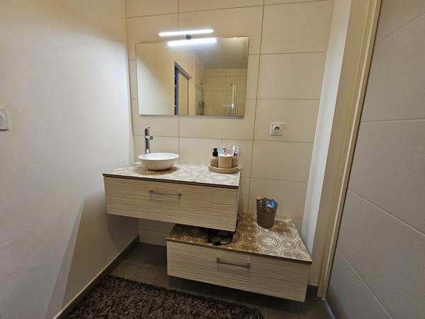 Maison 2016 plain-pied ? 3 chambres ? Parfait état - Pellouailles-les-Vignes