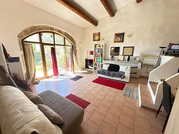 Magnifique mas provençal classé monument historique à Lançon-de-Provence