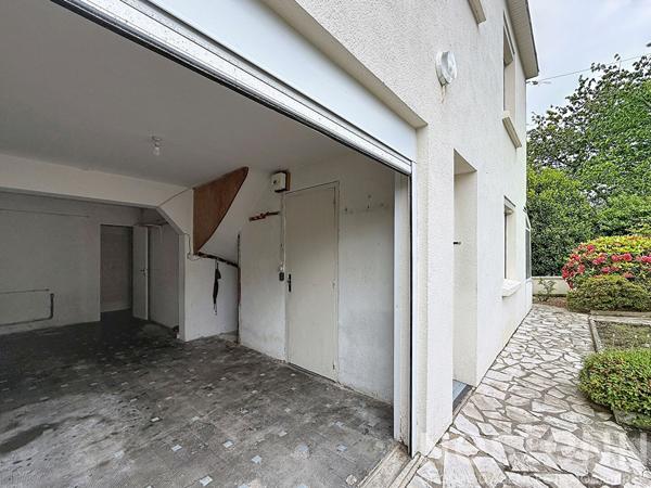 Maison 3 chambres - Garage et dépendances - 93m²  ; Hennebont, Kerpotence.