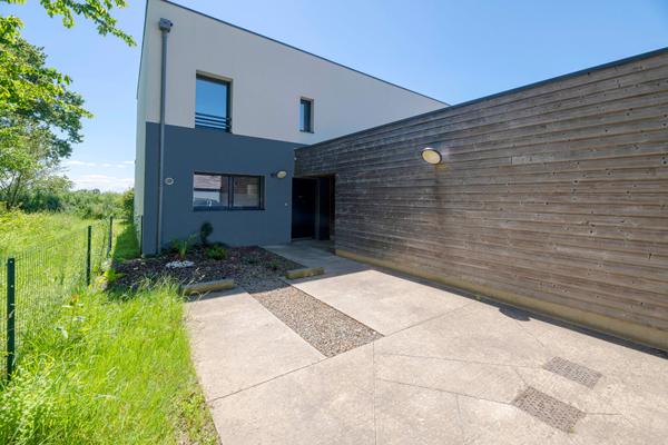 A vendre maison THORIGNE-FOUILLARD, 102m² habitable - 4 chambres dont une suite au rez-de-chaussée -  Jardin - Garage - Exposition SUD