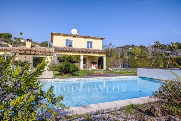 Retour à la vente - Villa familiale dans un quartier résidentiel prisé de Mougins