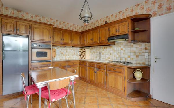 Maison à vendre    6 pièces • 160 m2 Saint-Jean-de-Luz