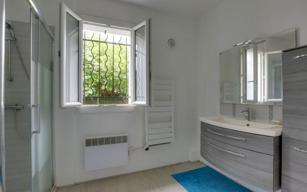 Maison à vendre    6 pièces • 160 m2 Saint-Jean-de-Luz