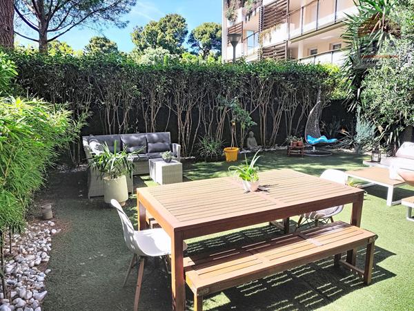 MARSEILLE 9EME - APPARTEMENT T3 70m² - GRAND JARDIN AU CALME ABSOLU - QUARTIER SORMIOU
