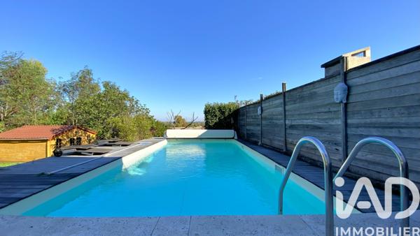 Maison à vendre 6 pièces 222 m² Saint-Loubès