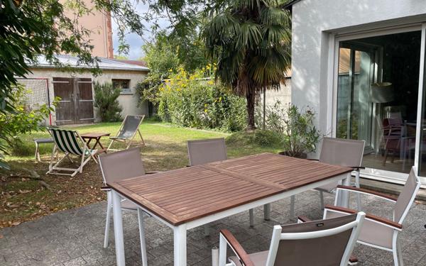 Maison à vendre    4 pièces •  Antony