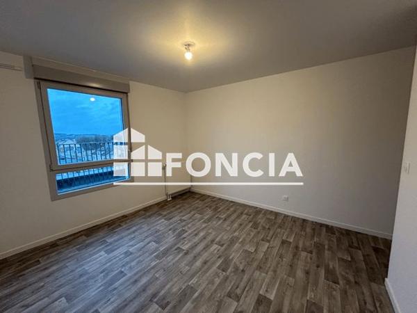 Location Appartement 4 pièces 84.87 m² - RUE PIERRE MENDES FRANCE Colombelles 14460