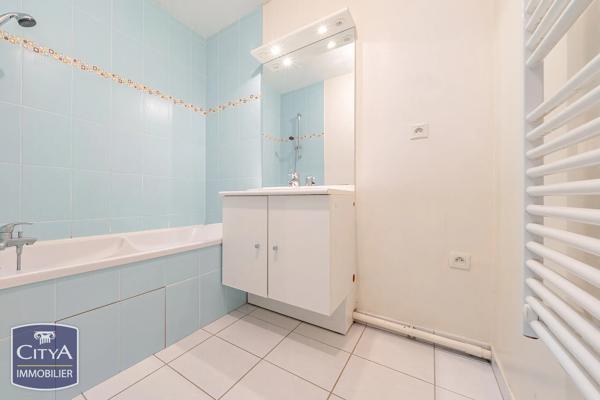 Appartement à vendre 4 pièces 75m² Tours (37100)