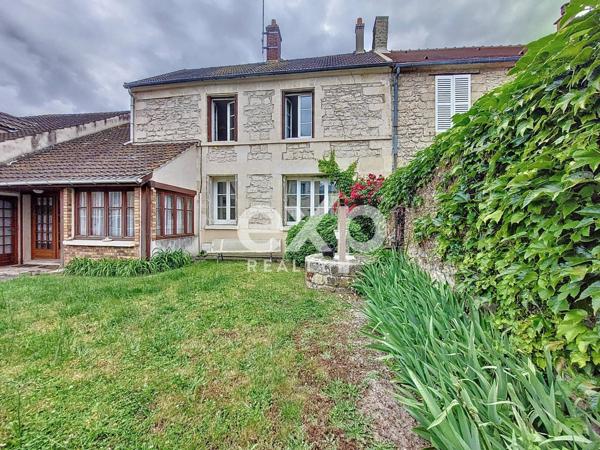 Lamorlaye Centre – Maison familiale en pierre – 5 pièces – 200 m²