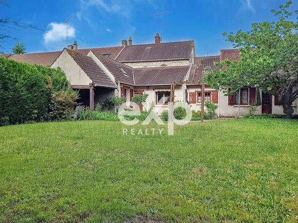 Lamorlaye Centre – Maison familiale en pierre – 5 pièces – 200 m²