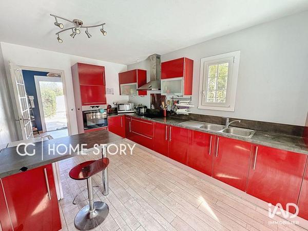 Maison à vendre 5 pièces 135 m² Sanary-sur-Mer