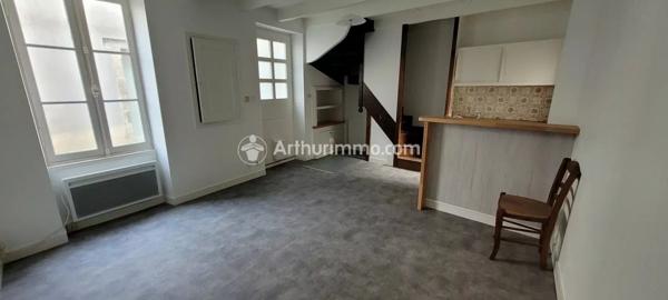 Location Appartement 3 pièces 44 m2 à Saint-Jean-d'Angély