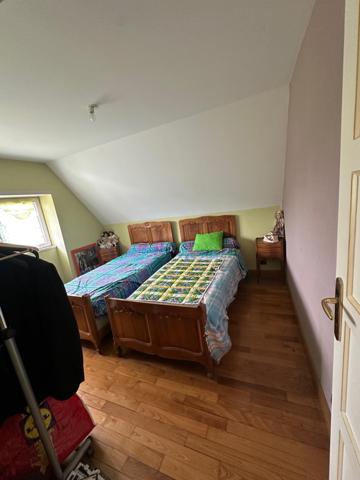 Superbe maison en granit de 195 m² avec terrain de 1 000 m² – Hédé-Bazouges