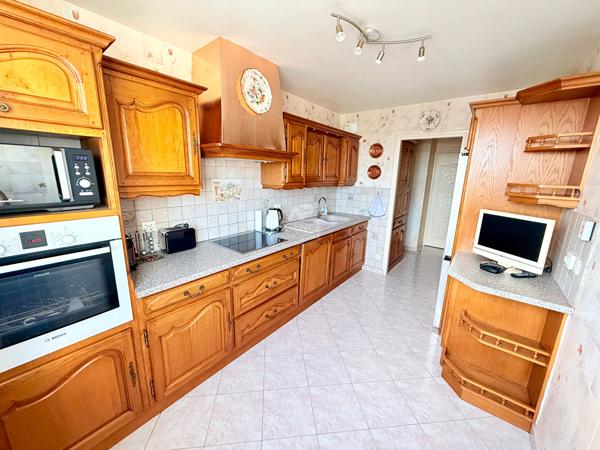 Appartement 4 pièces à vendre à Conflans Sainte Honorine - Réf 8389 241 000 € **  - Référence  8422