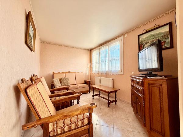 Appartement 4 pièces à vendre à Conflans Sainte Honorine - Réf 8389 241 000 € **  - Référence  8422