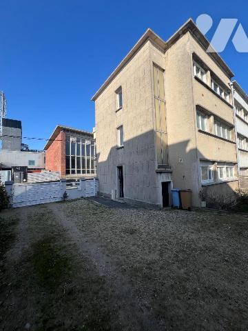 A vendre chez votre Notaire, appartement proximité immédiate de la plage de Dunkerque Malo les ...