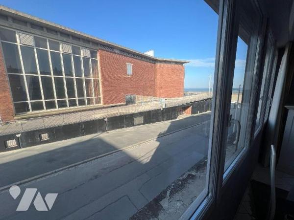 A vendre chez votre Notaire, appartement proximité immédiate de la plage de Dunkerque Malo les ...