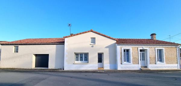 Maison Les Magnils Reigniers 3 pièce(s) 96 m2