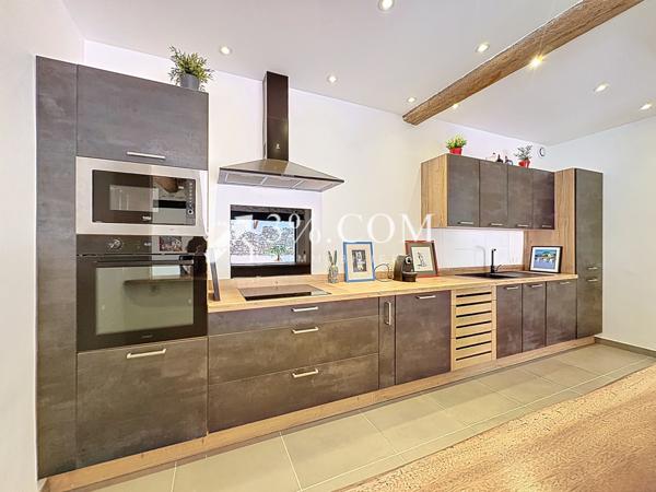 Maison 5 pièce(s) 3 chambre(s) 145.7 m²