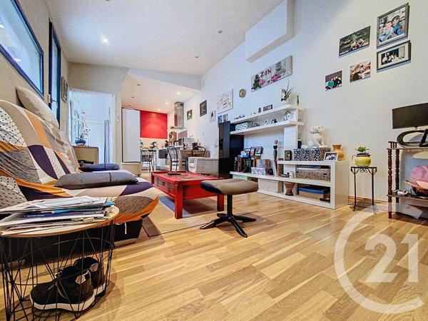 Appartement F2 à vendre  2 pièces - 54,80 m 2   ROCHEFORT  - 17