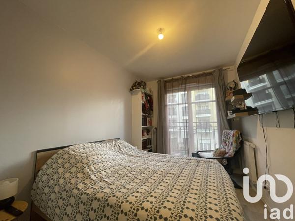 Appartement 3 pièces de 64 m² à Le Blanc-Mesnil (93150)