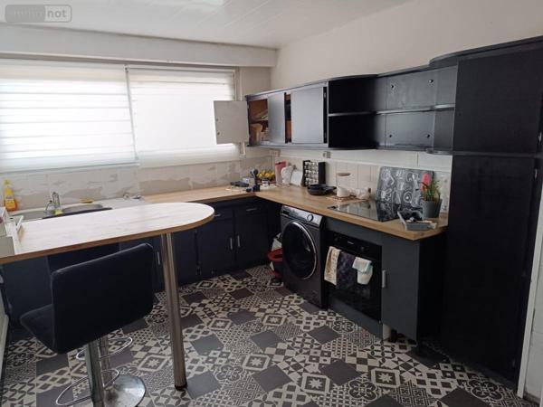 Immeuble à vendre à Sains-en-Gohelle dans le Pas-de-Calais (62114), ref : 62024-1652