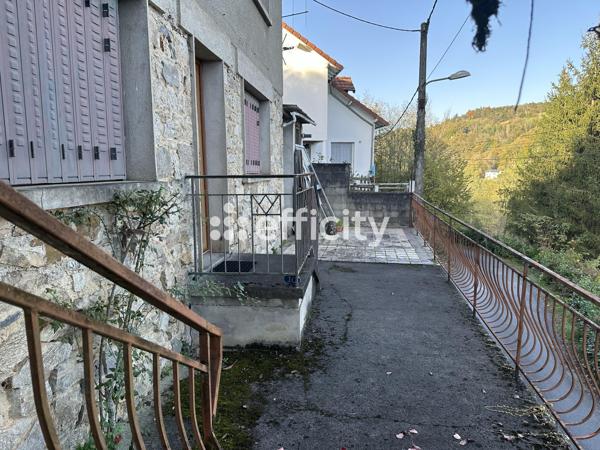 Maison
         4 pièces
        - 105 m² Exclusivité 75 300 € *