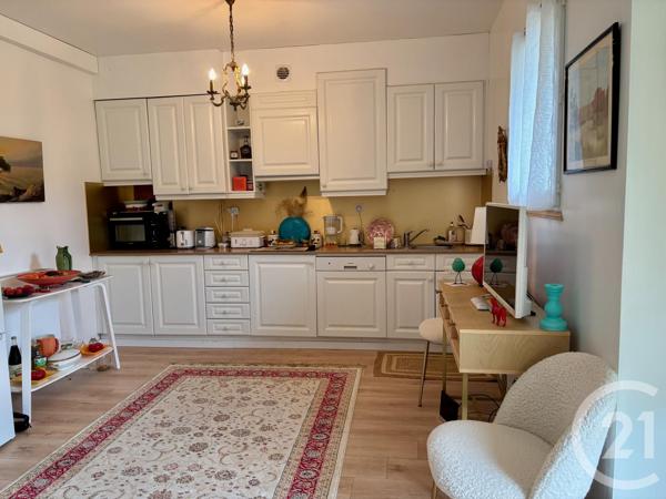 Maison à vendre  5 pièces - 98 m 2   ST JEAN DE LUZ  - 64