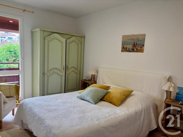 Maison à vendre  5 pièces - 98 m 2   ST JEAN DE LUZ  - 64