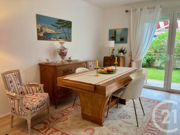 Maison à vendre  5 pièces - 98 m 2   ST JEAN DE LUZ  - 64