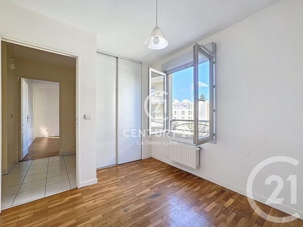 Appartement T4 à vendre  4 pièces - 88,95 m2 TASSIN LA DEMI LUNE - 69