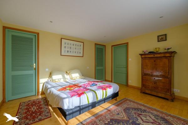 Maison à vendre |  Andilly |  9 pièces | 390 m²