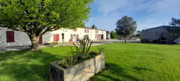 Maison à vendre |  Andilly |  9 pièces | 390 m²