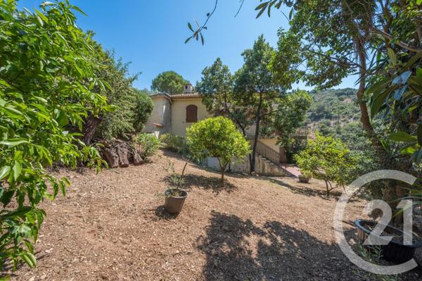 Maison à vendre  7 pièces - 128 m2 EZE - 06