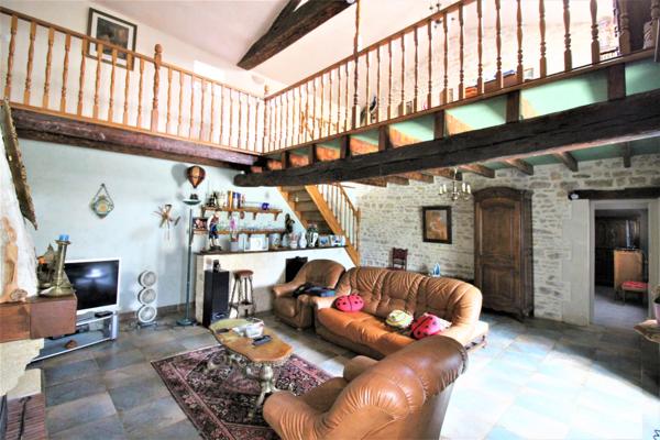 Maison à vendre à Villefagnan (16240) - Charente