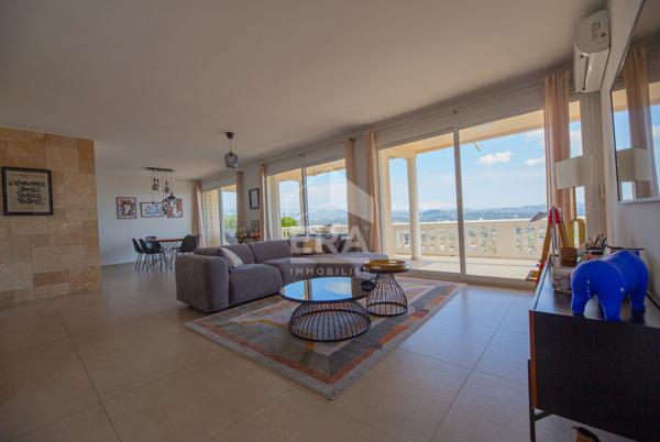 Maison Mandelieu La Napoule 7 pièce(s) 210 m2