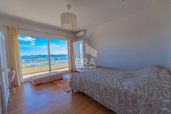 Maison Mandelieu La Napoule 7 pièce(s) 210 m2