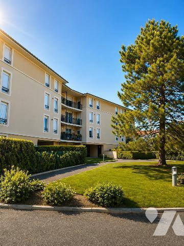 CRAPONNE CENTRE /T2 AVEC GARAGE DOUBLE / BALCON TERRASSE