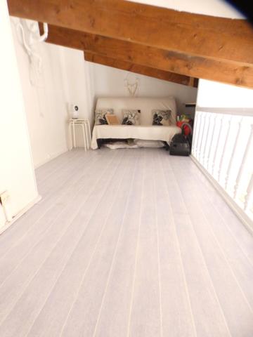 Pinède. Appartement 2 pièces mezzanine